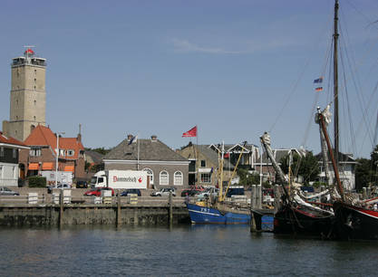 6 genussvolle Segeltage ab Harlingen im Weltnaturerbe Wattenmeer und/oder auf dem IJsselmeer an Bord der Luxusseglers Elbrich (jede Kabine mit eigener Dusche und Toilette)
