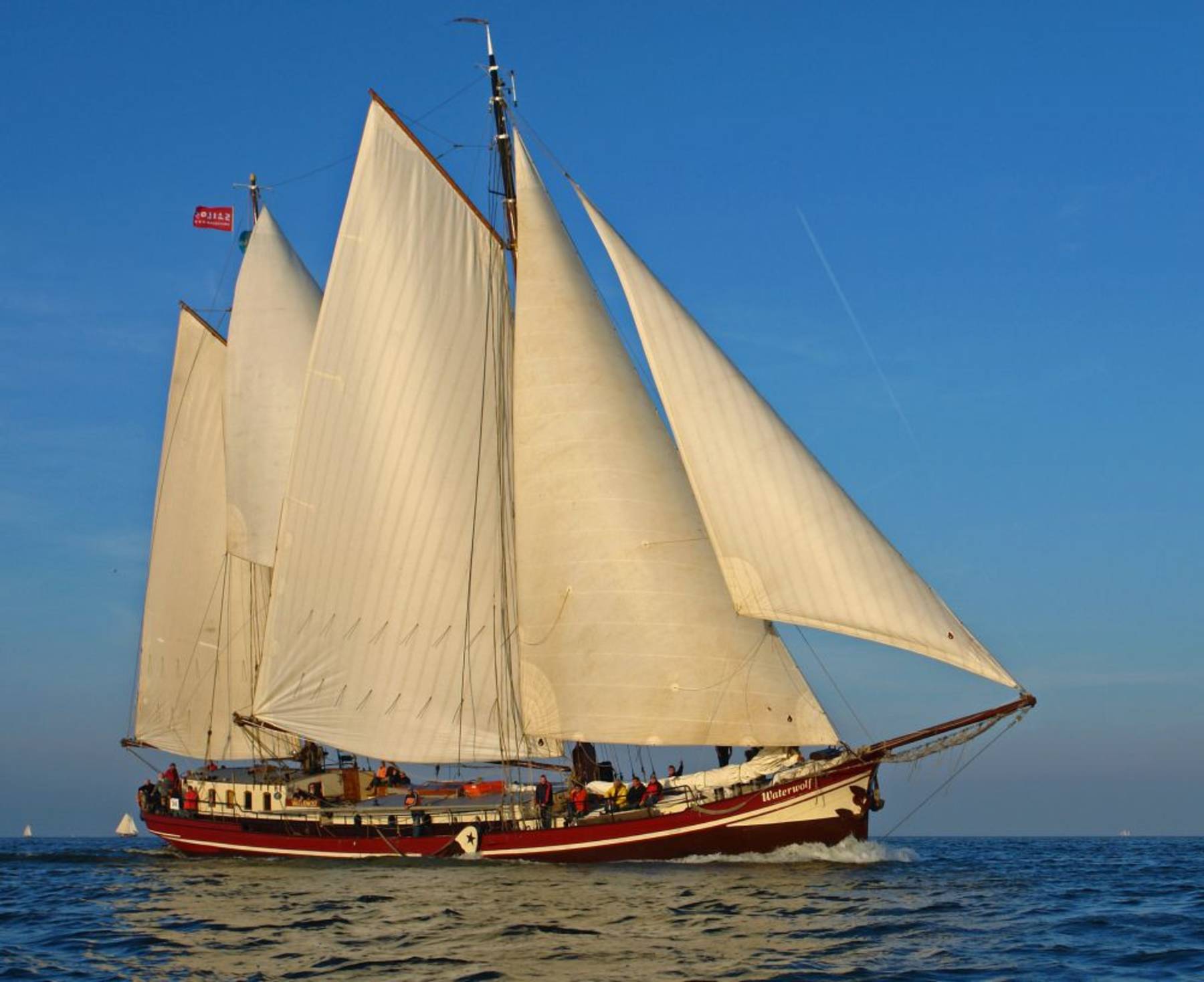 Ostern segeln mit dem Segelschiff Waterwolf ab Harlingen auf dem Wattenmeer oder dem IJsselmeer segeln