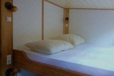 Vertrouwen hut.JPG