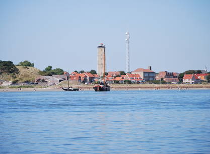 8-daagse zeilvakantie vanuit Harlingen aan boord van luxe klipper Elbrich (iedere hut een eigen douche en toilet) op de Waddenzee en het IJsselmeer.