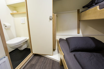 Elbrich hut met  toilet