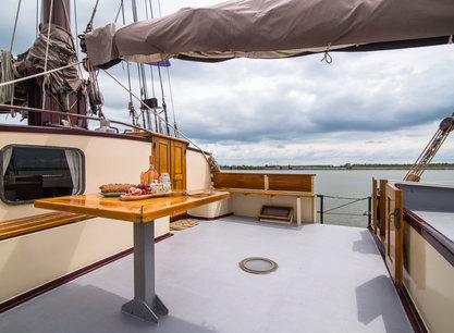 Ein Wochenende 'Adults only' mit dem Segelschiff Nirwana ab Enkhuizen auf dem IJsselmeer segeln
