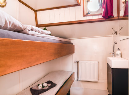 8 daagse zeilvakantie 'Adults only' vanuit Enkhuizen aan boord van de Vertrouwen Enkhuizen op het IJsselmeer en Waddenzee 