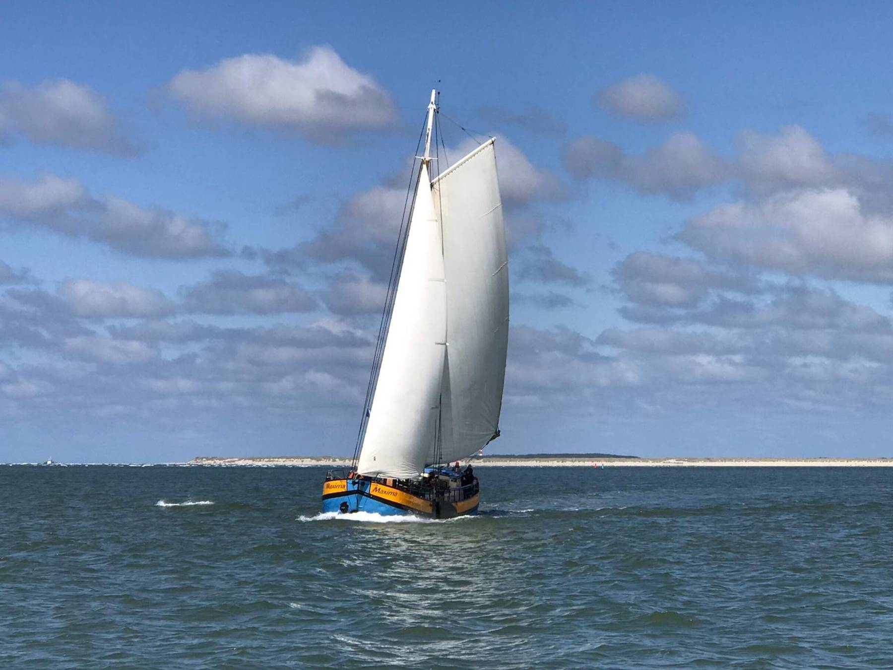 Ein Wochenende segeln auf dem Wattenmeer und Trockenfallen auf dem Watt an Bord der Maxima