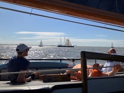 mensen horizon kijken.jpg