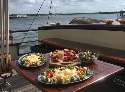 6 genussvolle Segeltage mit dem Segelschiff Rea-Klif ab Enkhuizen auf dem IJsselmeer und/oder im Weltnaturerbe Wattenmeer