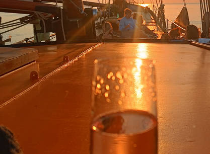 Sunset Waddencruise naar de Waddenzee en Terschelling met gegidste fiets- en wandeltochten